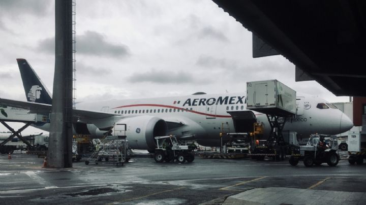 Sobrecargos rechazan propuesta contractual y salarial de Aeroméxico