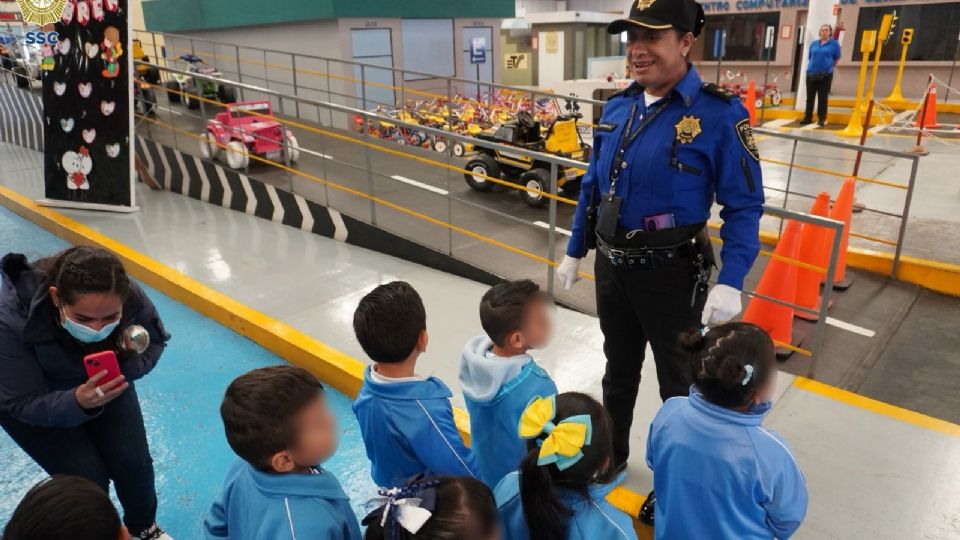 Los pequeños aprendieron como ser buenos conductores en el futuro.