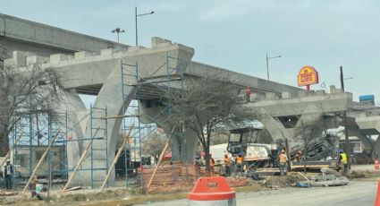 Megapuente de Santa Catarina presenta retraso en su construcción