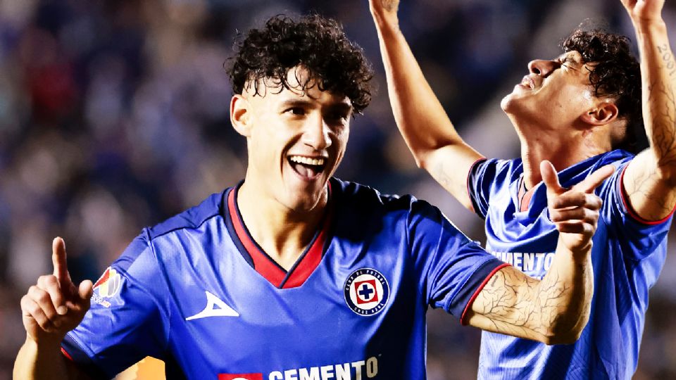 El Cruz Azul se impuso frente a Tigres.