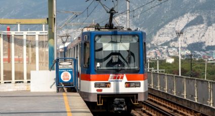 ¿Cuánto tiempo tarda en pasar el vagón en la Línea 1 del Metrorrey?