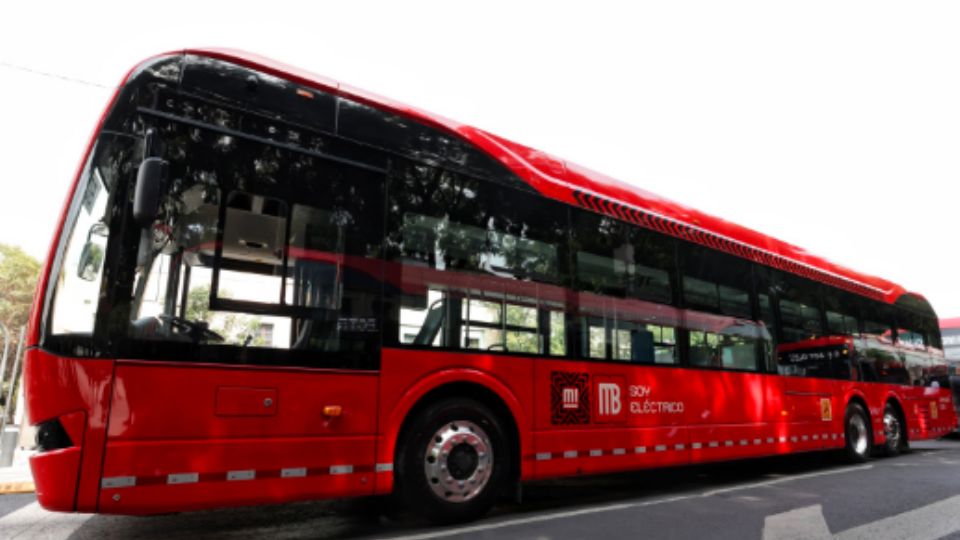 Primeros 20 autobuses eléctricos de Línea 4.