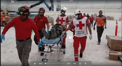 Trabajador resulta lesionado al caer del techo de bodega en Monterrey