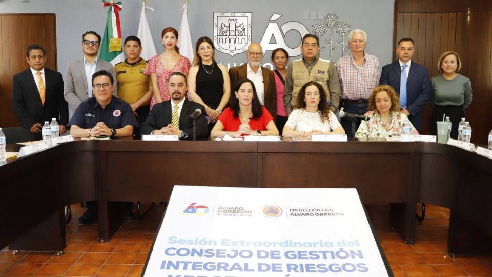 Sesión extraordinaria del Comité de Riesgos y Protección Civil de la alcaldía Álvaro Obregón.