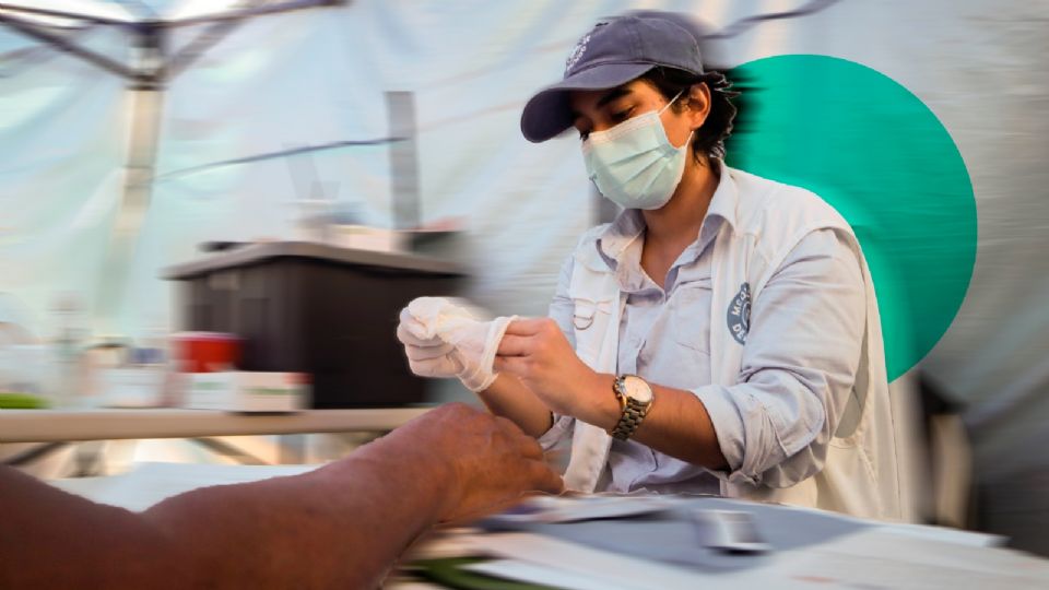 Médicos residentes en México enfrentan acoso laboral, sexual y hostigamiento.