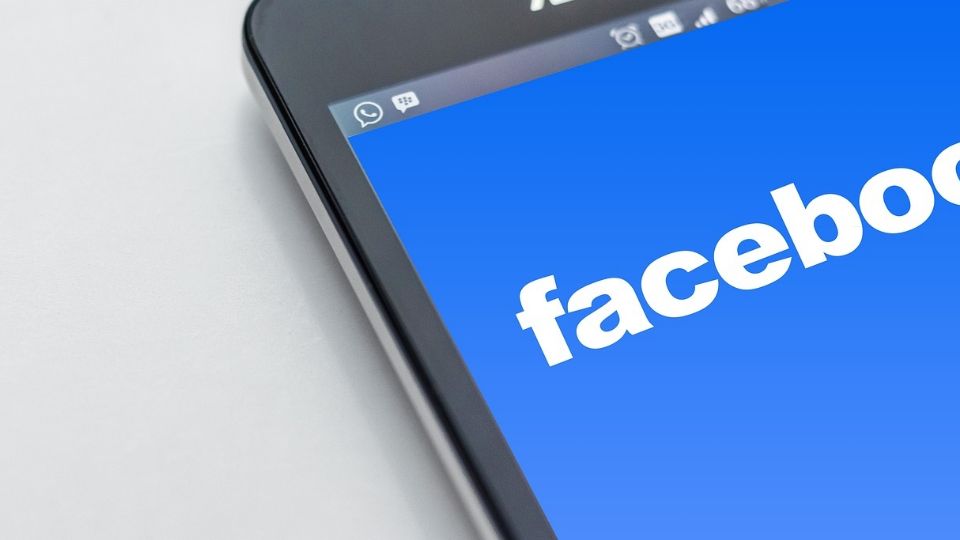 ¡No te hackearon! Facebook e Instagram presentan problemas para iniciar sesión.