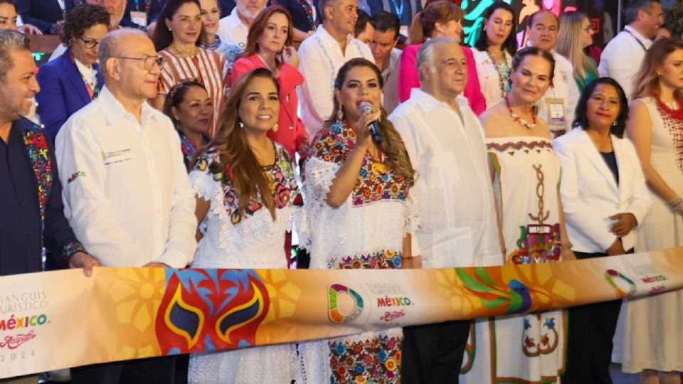 Evelyn Salgado y Miguel Torruco Marqués inauguran la Expo del Tianguis Turístico 2024