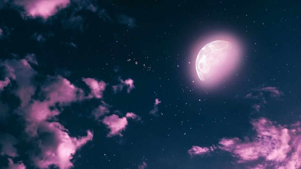 Luna Rosa 2024: Cuándo se podrá ver y qué significado tiene.