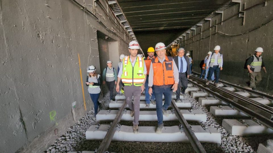Aspectos de las obras de renivelación de la L1 de Metro.