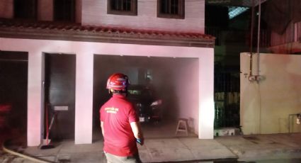 Sobrecarga en microondas ocasiona incendio en casa de Monterrey