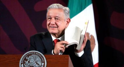 Prohibir el libro ‘¡Gracias!’ sería violatorio de la Constitución, no pueden: AMLO