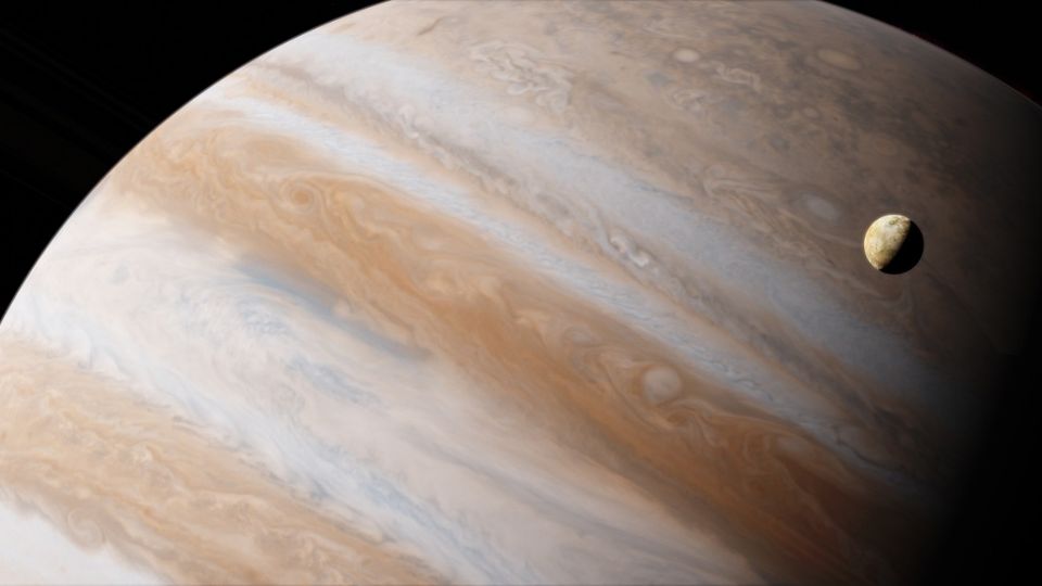 Nuevos colores en Júpiter demuestran que el gigante gaseoso posee capas de cristales de amoniaco.