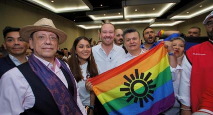 Santiago Taboada firma compromisos con la comunidad LGBTIQ+