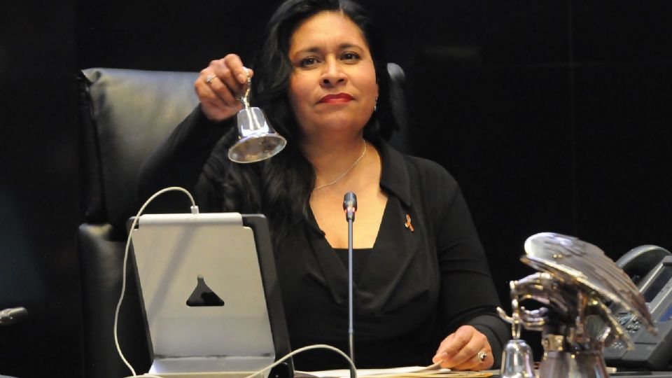 Ana Lilia Rivera, presidenta de la Mesa Directiva del Senado.
