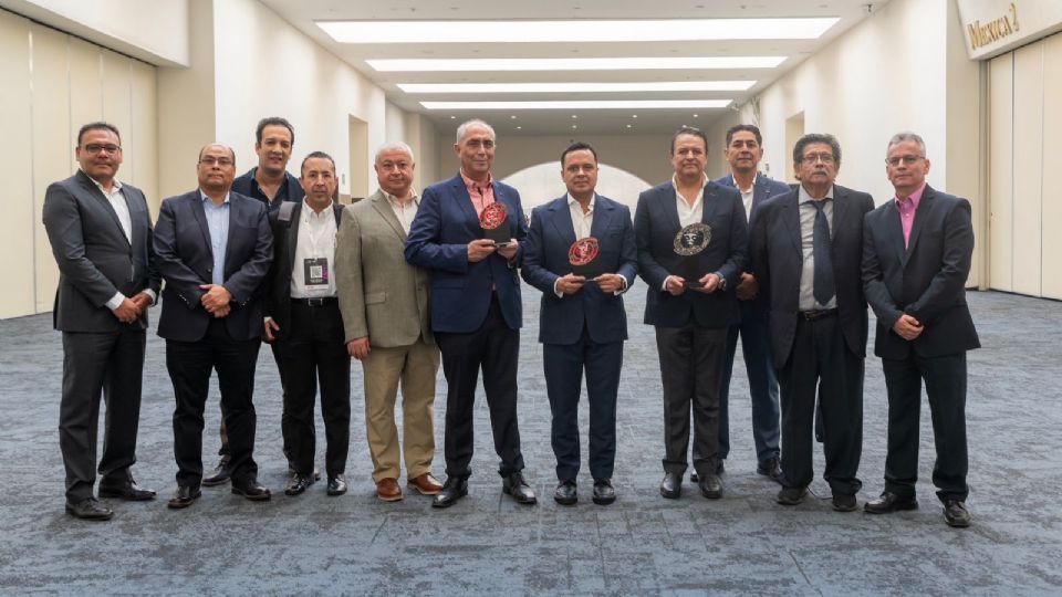 Empresas de Grupo Cruz Azul reciben distinción de Responsabilidad Social.
