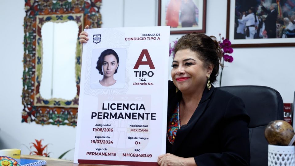 Clara Brugada, candidata a la Jefatura de Gobierno por la coalición Sigamos Haciendo Historia.