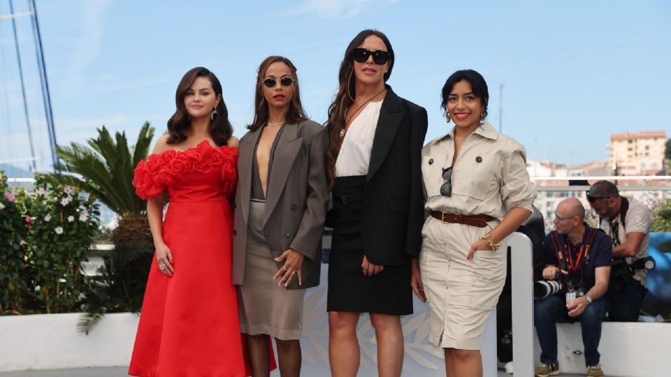 Karla Sofía Gascón y Adriana Paz brillan en el Festival de Cannes.