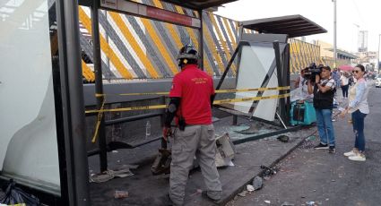 Conductor atropella a personas que esperaban el camión en Monterrey; Hay 4 lesionados