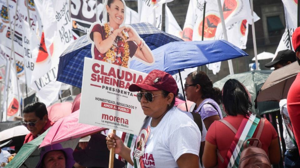 Todo listo para el cierre de campaña de Sheinbaum en el Zócalo capitalino