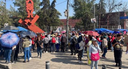 Marchan profesores de la CNTE en el 16º día de plantón en CDMX