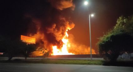 Incendio en pensión de tráileres causa movilización en Cadereyta