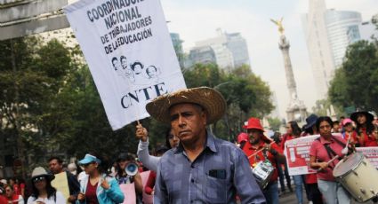 CNTE anuncia paro nacional el Día del Maestro, pese a reunión con AMLO