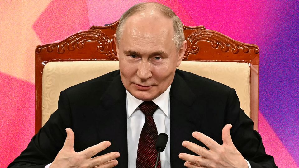 El presidente ruso, Vladimir Putin, habla durante una conferencia de prensa en Hanoi, Vietnam.