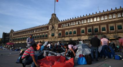 Integrantes de sección 7 de CNTE se reúnen con López Obrador