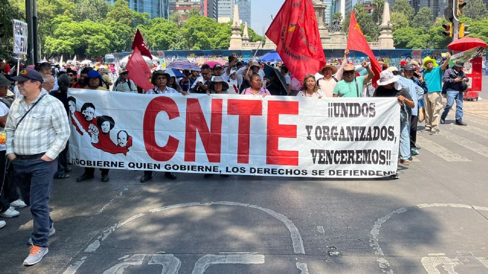 CNTE no levantará plantón.