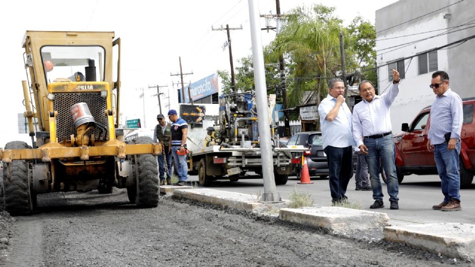 Andrés Mijes detalló que se tiene un 75 por ciento de avance en cuanto a los trabajos de recarpeteo de la avenida Juárez.