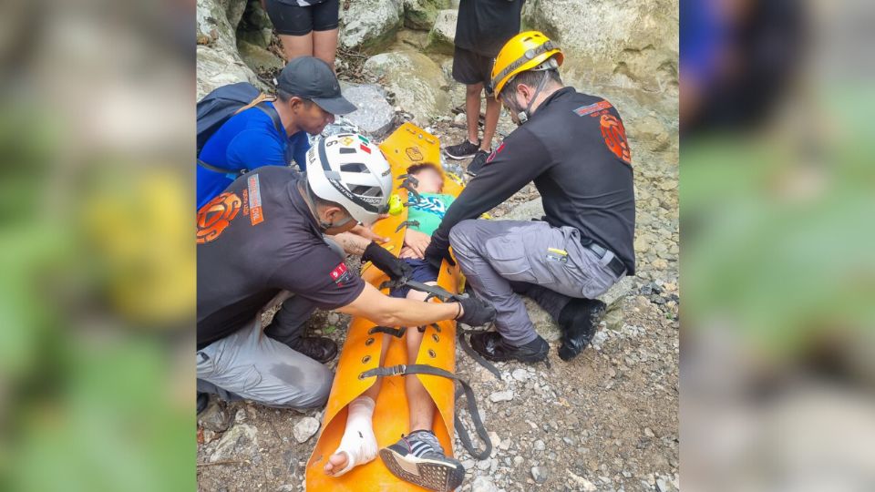 Protección Civil rescata a joven senderista en Cañón de la Virgen