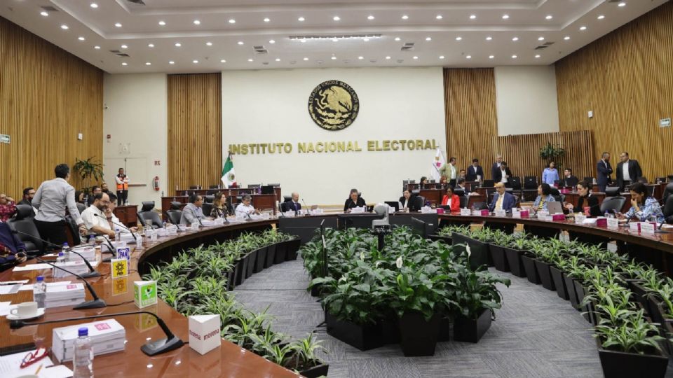 INE aprueba presupuesto de 13 mil mdp para elección judicial.