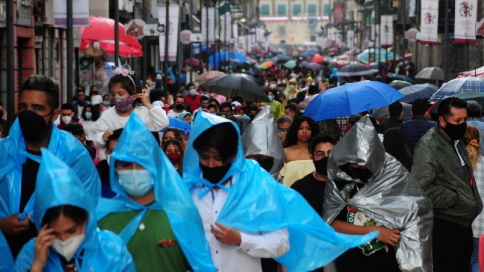 Este martes 2 de julio, las autoridades de CDMX alertan a la población por fuertes lluvias.