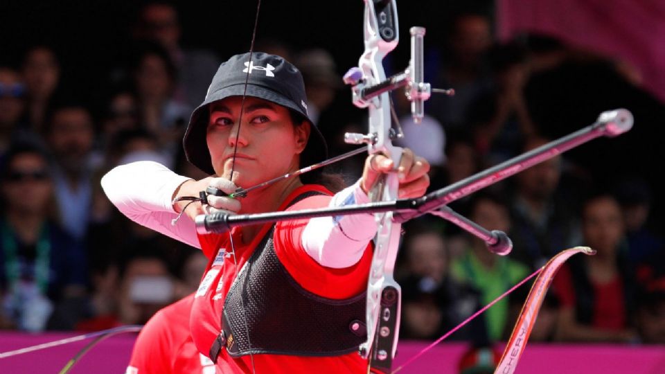 Alejandra Valencia, arquera mexicana.