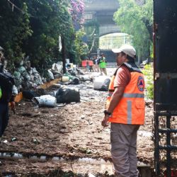Toneladas de basura extrae el gobierno CDMX para evitar inundaciones