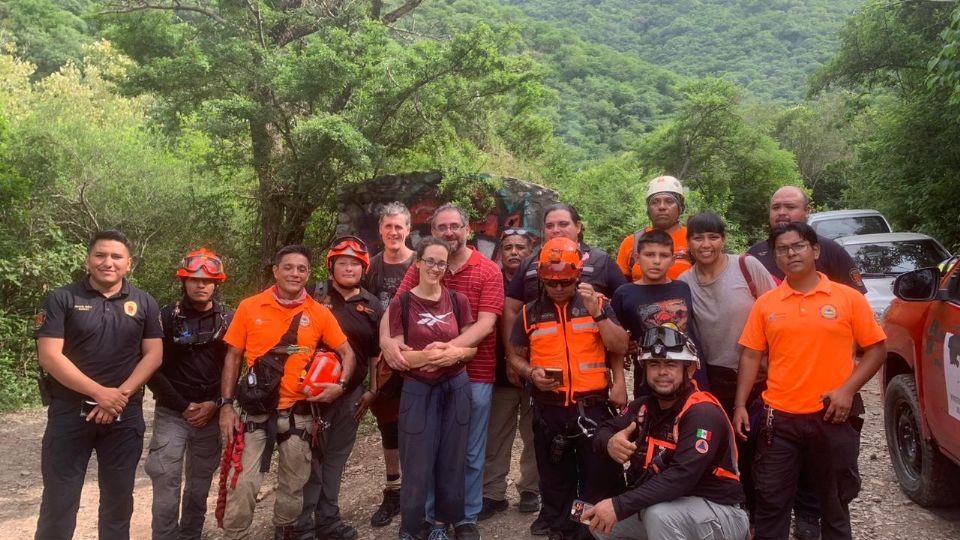 Rescatan a cuatro personas extraviadas en el Cerro de la Silla