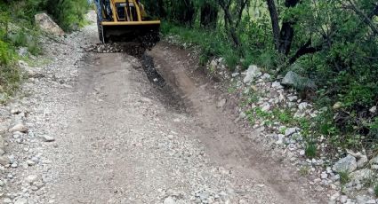 Rehabilita Santa Catarina caminos de acceso a La Huasteca; busca reconstruir dos comunidades