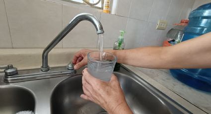 Regresa el agua a algunas colonias de Santa Catarina