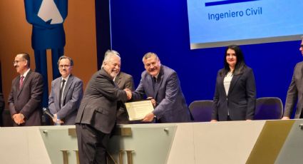 UANL da reconocimiento a 44 egresados por su excelencia profesional