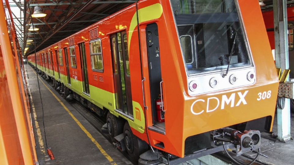 Con motivo de la XLI edición del Maratón de la CDMX el Metro anunció horarios especiales.