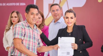 Evelyn Salgado entrega 444 Pólizas de Seguro de Vida a Periodistas afiliados al FAP 2024