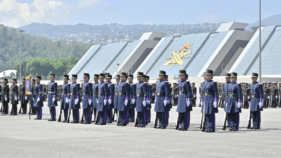 La ceremonia tuvo lugar en las majestuosas instalaciones del Heroico Colegio Militar.