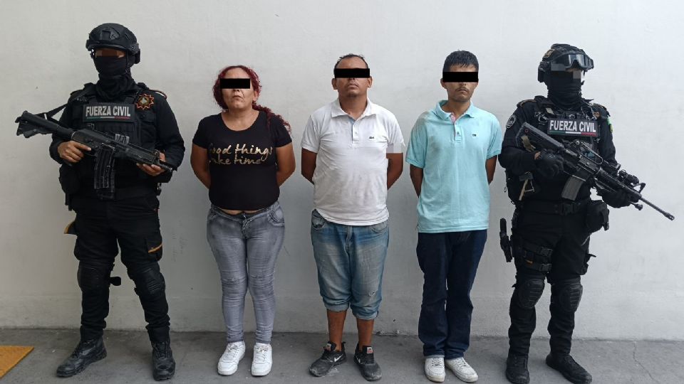 Detienen a tres adultos y un menor con más de 100 dosis de drogas en Juárez