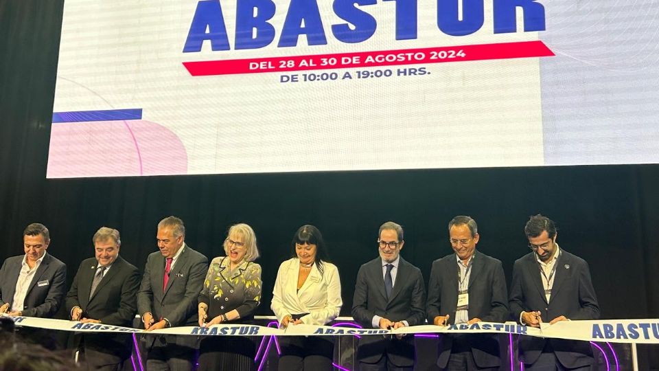 Inauguran la Expo Abastur 2024.