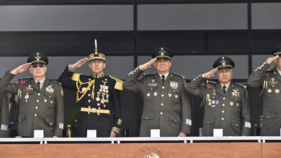 Más de 700 oficiales concluyen sus estudios en el Heroico Colegio Militar.