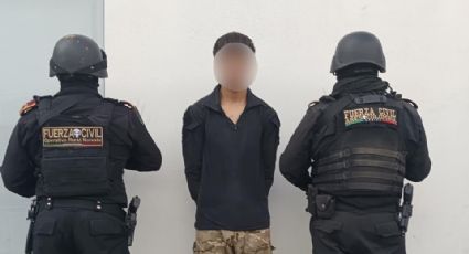 Arrestan a menor de edad con arma larga y droga en Vallecillo