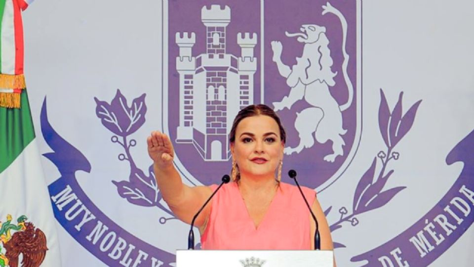 Cecilia Patrón Laviada tomó protesta en San José Tecoh, Yucatán.