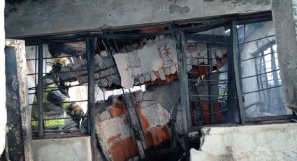 Se incendia casa en calle Plan Ayala en Monterrey