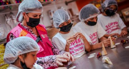 Niños y adolescentes aprenden repostería en campamento de verano de la Secretaría de Igualdad