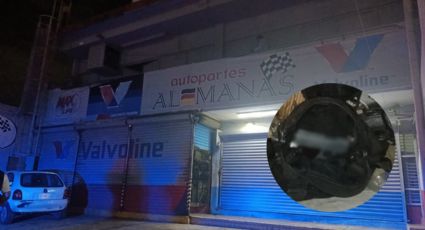 Policía de Monterrey localiza arma de fuego durante reporte de robo en negocio de autopartes